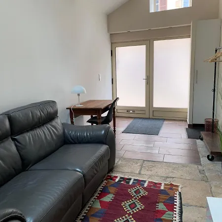 Chez Serge, A 100 Metres Des Hospices * Beaune (Cote d'Or)