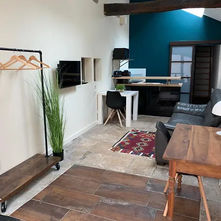 Chez Serge, A 100 Metres Des Hospices Apartment *